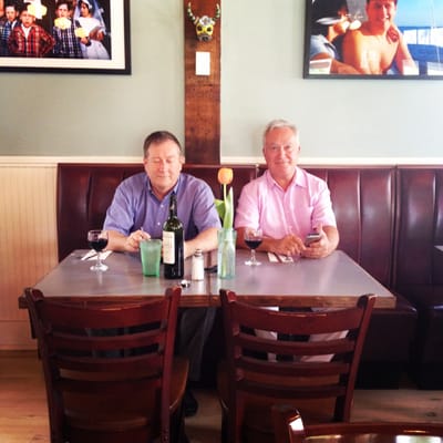 Horn's Eatery by null