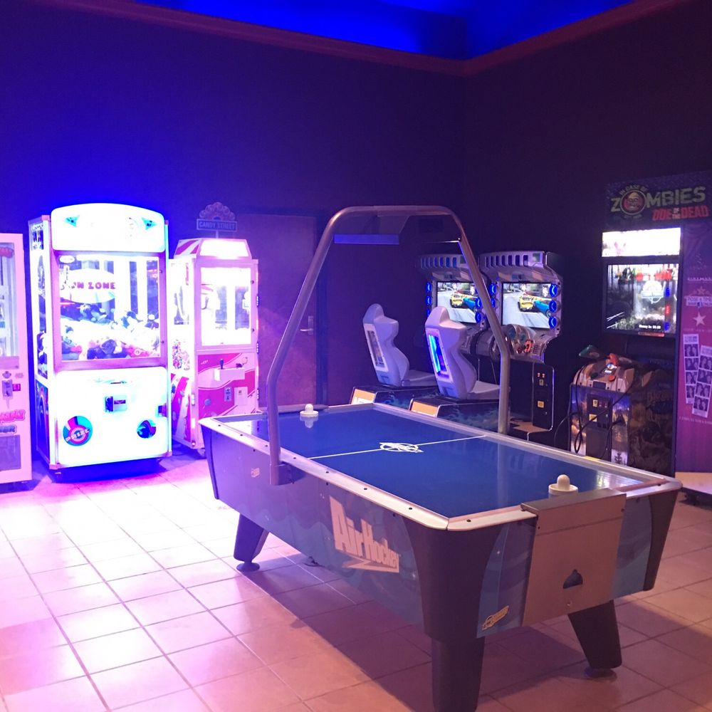 Cinemark - Paducah - Game room - Cinema Near Me - Paducah, Kentucky