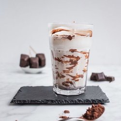 Loua Juicebar - Hot chocolate