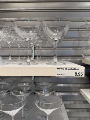 Crate & Barrel by null