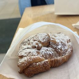 almond croissant