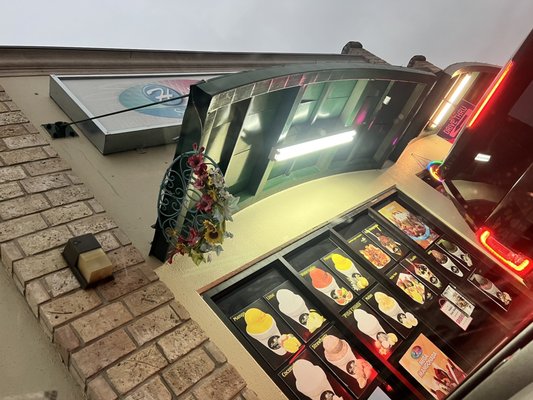 Habibi's Snack Shack