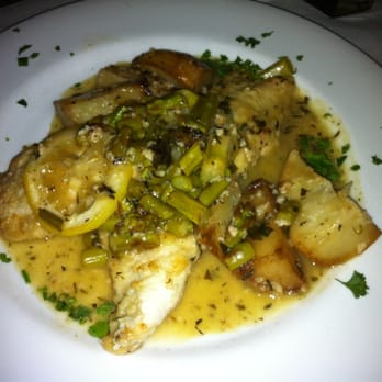 Cucina Bella - The Chicken Italiano dinner special with asparagus instead of broccoli. Fantastic! - Italian Near Me - Algonquin, Illinois