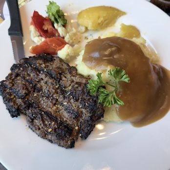 Markham Station - Chopped steak dinner with mashed and gravy - Italian Near Me - Richmond Hill, Ontario Markham Station - Chopped steak dinner with mashed and gravy - Italian Near Me - Richmond Hill, Ontario