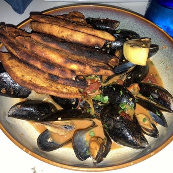 Le Sud Mediterranean Kitchen - Mussels - Mediterranean Near Me - Chicago, Illinois Le Sud Mediterranean Kitchen - Mussels - Mediterranean Near Me - Chicago, Illinois
