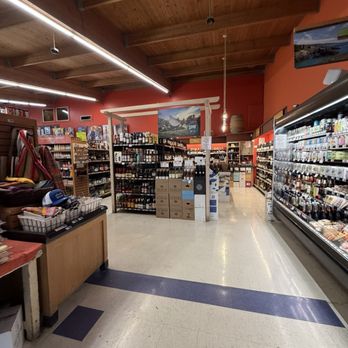 Surf Market - Grocery Near Me - Gualala, California