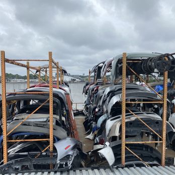 Freeport Auto Parts & Wrecking - Auto Parts & Supplies Near Me - Freeport, New York Freeport Auto Parts & Wrecking - Auto Parts & Supplies Near Me - Freeport, New York