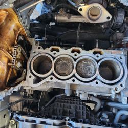 Peanuts Auto Repair - Valve Job