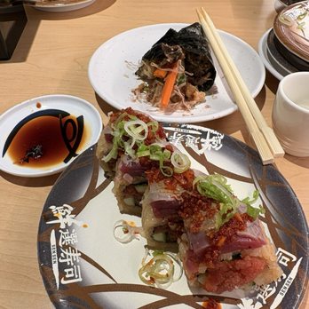 Waka Sakura - Conveyor Belt Sushi Near Me - Gardena, California Waka Sakura - Conveyor Belt Sushi Near Me - Gardena, California