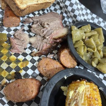 4 Trees Smokehouse - Barbeque Near Me - Middleburg, Florida 4 Trees Smokehouse - Barbeque Near Me - Middleburg, Florida