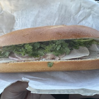 Banh Mi Licious - This was supposed to be a combo Sandwhich. Looks like a sad Sandwhich to me. - Vietnamese Near Me - Clovis, California Banh Mi Licious - This was supposed to be a combo Sandwhich. Looks like a sad Sandwhich to me. - Vietnamese Near Me - Clovis, California