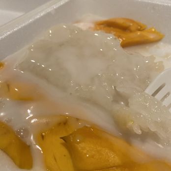 Spicy Thai - Sticky rice mango - Thai Near Me - Lancaster, California