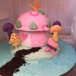 Sammys Cake-N-Candy Supply - My first time making a cake and this is the result. Thank you for the advice and all the ingredients are delicious!