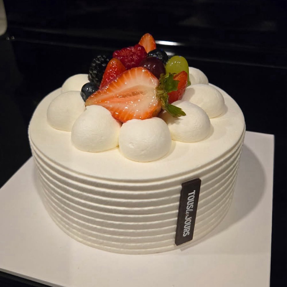 Tous Les Jours - #1 Cloud Cake - Bakeries Near Me - Seattle, Washington Tous Les Jours - #1 Cloud Cake - Bakeries Near Me - Seattle, Washington