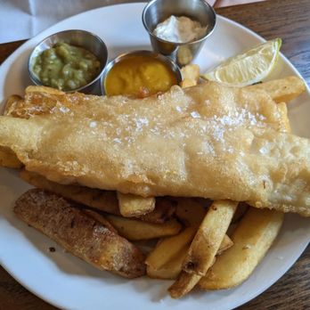 The Chesterfield Arms - British Near Me - London, XGL