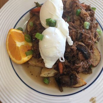 Main Kitchen Cafe - New American Near Me - Granada Hills, California