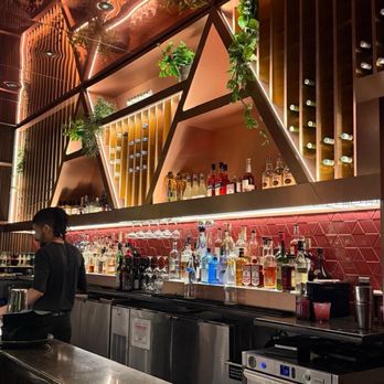 PLANTA Queen Chicago - Sushi Bars Near Me - Chicago, Illinois PLANTA Queen Chicago - Sushi Bars Near Me - Chicago, Illinois