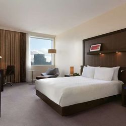 Hilton London Canary Wharf - Guest room