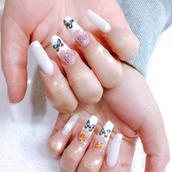 Ombre Nail Salon & Spa