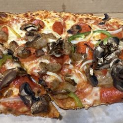 Boardwalk Pizzeria - Boardwalk Supreme pizza
