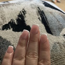 Star Nails Plus 5 - For some reason my ring finger looks crooked to me.