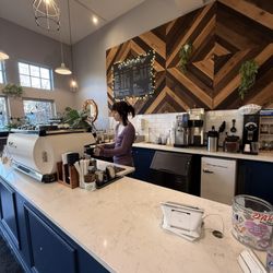 Woodland Coffee - Interior