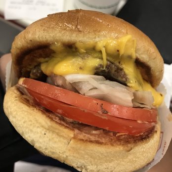 In-N-Out Burger - Burgers Near Me - Lebec, California