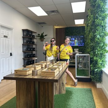 Awake Cannabis Club - Love it here! - Vitamins & Supplements Near Me - Brooklyn, New York Awake Cannabis Club - Love it here! - Vitamins & Supplements Near Me - Brooklyn, New York