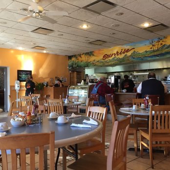 Sunrise Grill - American Near Me - Des Plaines, Illinois
