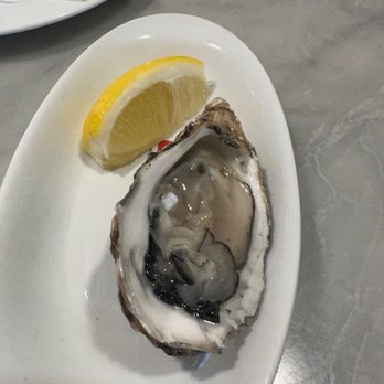Lluritu 2 - Oyster - Seafood Near Me - Barcelona, B