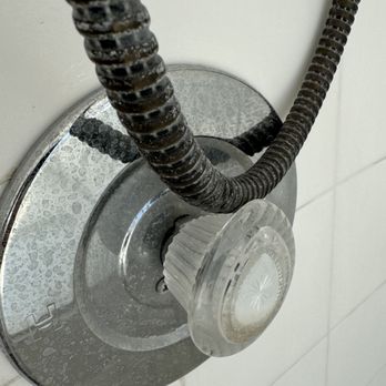 Distinctive Cleaning & Maintenance Services - Fixture before - Home Cleaning Near Me - Tucson, Arizona Distinctive Cleaning & Maintenance Services - Fixture before - Home Cleaning Near Me - Tucson, Arizona