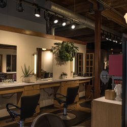 Steele Salon - AVEDA Lifestyle Salon