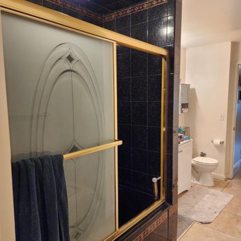 Mike Reed Tile - Before - Tiling Near Me - Tarzana, California Mike Reed Tile - Before - Tiling Near Me - Tarzana, California