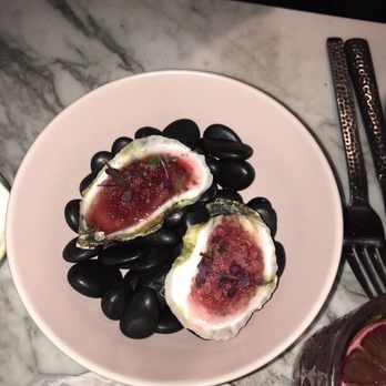 Lutèce - Issa oysters babe - French Near Me - Washington, DC, District of Columbia Lutèce - Issa oysters babe - French Near Me - Washington, DC, District of Columbia