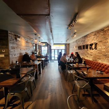 Tanuki Sushi & Grill - Sushi Bars Near Me - Chicago, Illinois