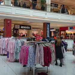 Centro Roselands Shopping Centre - Centro Roselands
