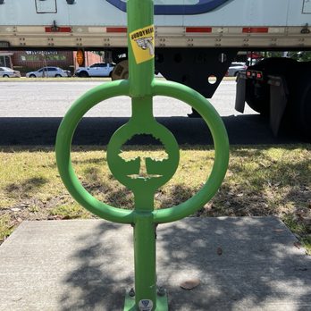 Oak Tree Inn - So Pas Bike lock up right in front of the restaurant. - Chinese Near Me - South Pasadena, California