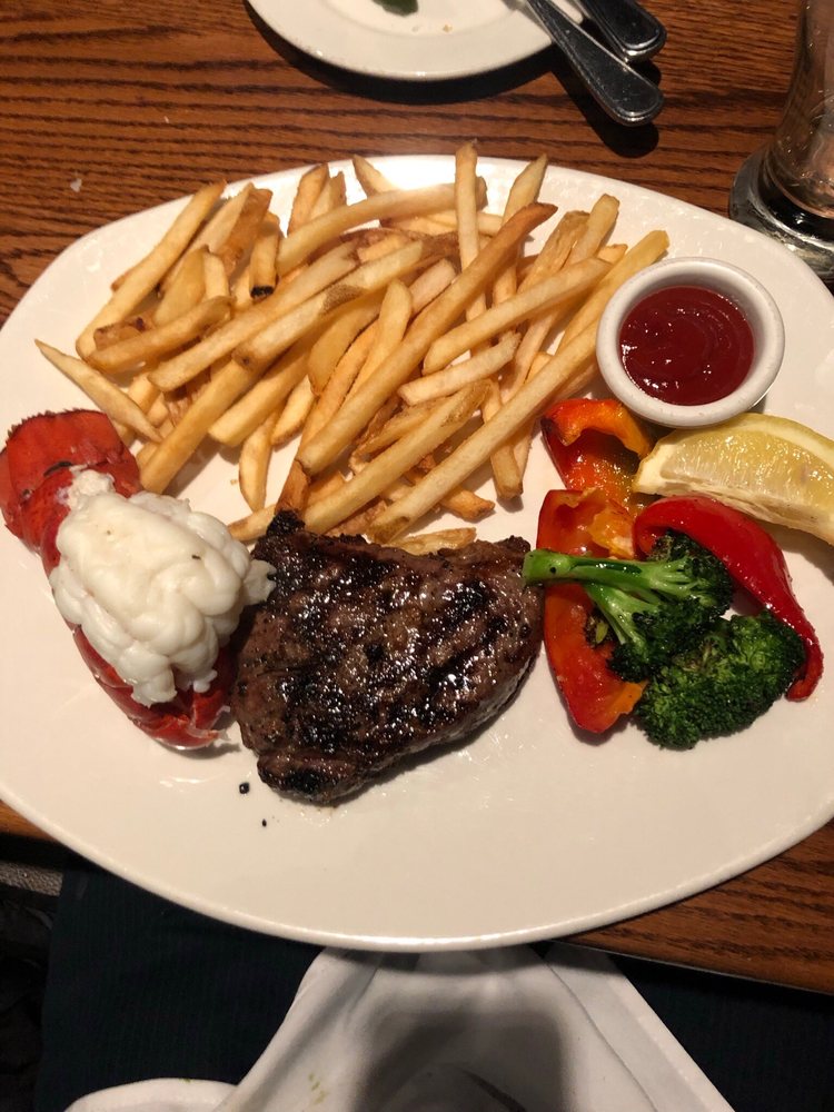 The Keg Steakhouse + Bar