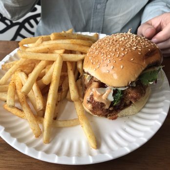 Unconventional Diner - Fried chicken sandwich - Breakfast & Brunch Near Me - Washington, DC, District of Columbia Unconventional Diner - Fried chicken sandwich - Breakfast & Brunch Near Me - Washington, DC, District of Columbia