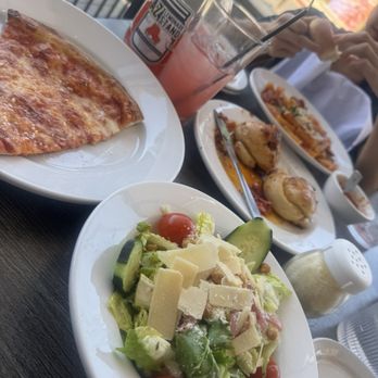 Crust Simply Italian - Food picture of Slice Salad drink - Pizza Near Me - Gilbert, Arizona