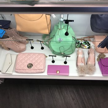 Current Boutique - Counter - Accessories Near Me - Arlington, Virginia