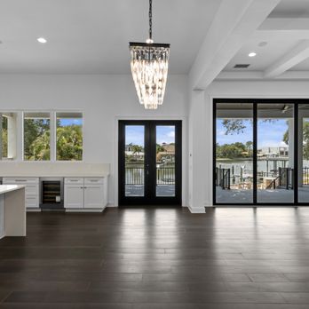 Mansion Windows and Doors - Windows Installation Near Me - Orlando, Florida Mansion Windows and Doors - Windows Installation Near Me - Orlando, Florida
