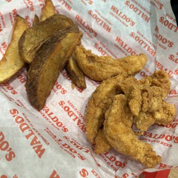 Waldo's Chicken & Beer - Tenders with wedges - Chicken Shop Near Me - Nashville, Tennessee Waldo's Chicken & Beer - Tenders with wedges - Chicken Shop Near Me - Nashville, Tennessee