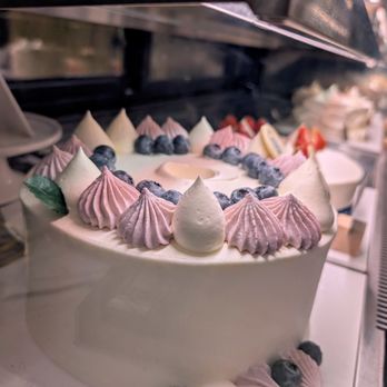 Paris Baguette - Coffee & Tea Near Me - Fairfax, Virginia Paris Baguette - Coffee & Tea Near Me - Fairfax, Virginia