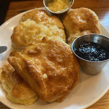 matchbox - Buttermilk biscuits - New American Near Me - Silver Spring, Maryland matchbox - Buttermilk biscuits - New American Near Me - Silver Spring, Maryland