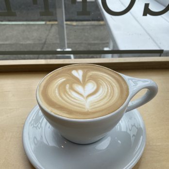 Makeworth Coffee Roasters  - Latte at a hip and modern spot. Plenty of indoor seats. Also has outdoor bar countertops. I'd come back! - Coffee & Tea Near Me - Bellingham, Washington