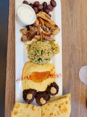 Saugatuck Brewing Company by null