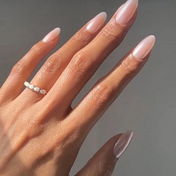Aura Beauty - inspo of what i wanted which again it has a very natural finish and it may just have one coat of chrome - Nail Salons Near Me - Weston, Florida Aura Beauty - inspo of what i wanted which again it has a very natural finish and it may just have one coat of chrome - Nail Salons Near Me - Weston, Florida