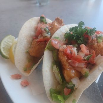 Ogunquit Beach Lobster House - Fish tacos - New American Near Me - Ogunquit, Maine