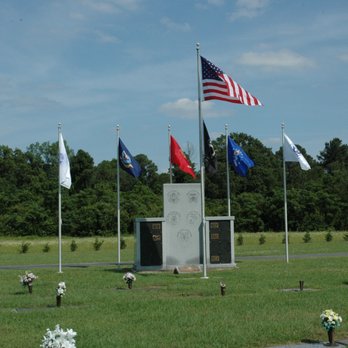 Florence Memorial Gardens & Mausoleum - Veterans Garden with Columbarium - Funeral Services & Cemeteries Near Me - Florence, South Carolina Florence Memorial Gardens & Mausoleum - Veterans Garden with Columbarium - Funeral Services & Cemeteries Near Me - Florence, South Carolina